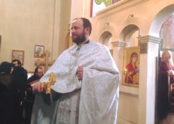 რა განაპირობებს მრევლსა და სასულიერო პირებს შორის ნდობის გაქრობას?