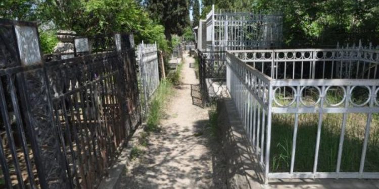 3-12 მაისის ჩათვლით სასაფლაოებთან მისასვლელი გზები ჩაიკეტება