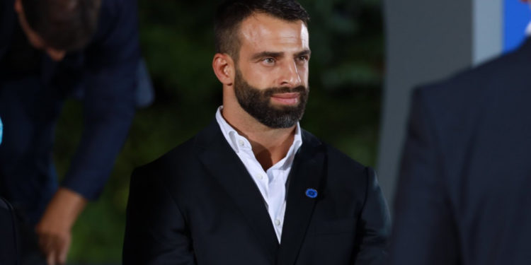 “კომენდანტის საათი” ხომ არ გადავწიოთ ან გავაუქმოთ? – „ოცნების“ დეპუტატი ტიკარაძეს