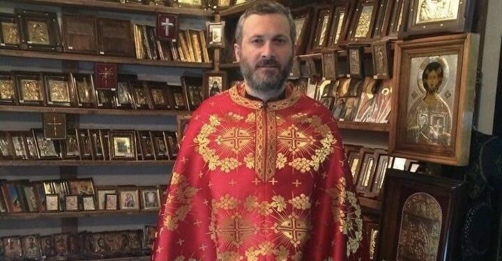 რატომ არის დღევანდელ მოზარდთა დიდი ნაწილი ეკლესიისგან შორს – დეკანოზი დავით თავაძე