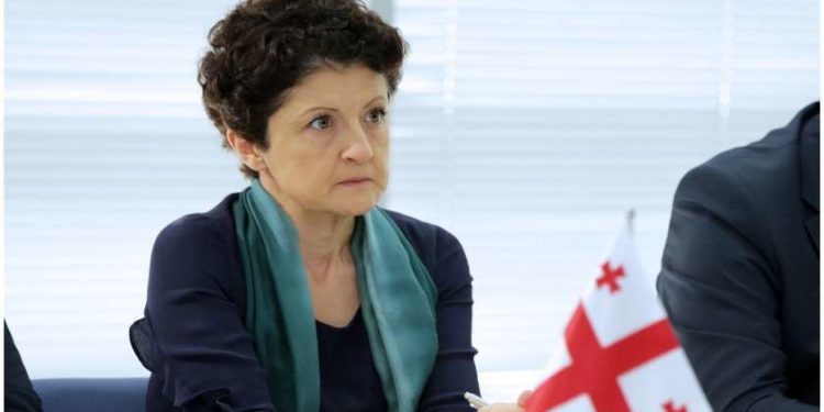 თეა წულუკიანი ბესო ზანგურზე: კარგი იქნება თუ დღესვე დატოვებს თეატრს