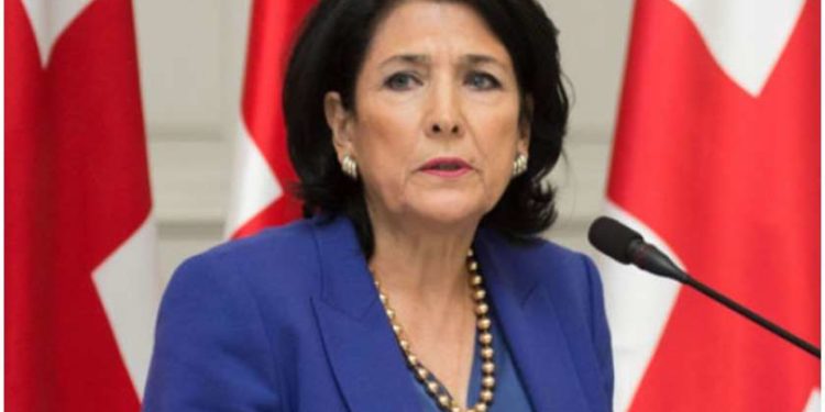 “ვჩაგრავთ მეგრულსა და სვანურ ენებს, მსურველს უნდა ჰქონდეს სკოლაში მათი არჩევით შესწავლის საშუალება” – სალომე ზურაბიშვილი