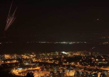 ტერორისტულმა დაჯგუფება „ჰამასმა“ თელ-ავივის მიმართულებით ასზე მეტი რაკეტა გაუშვა