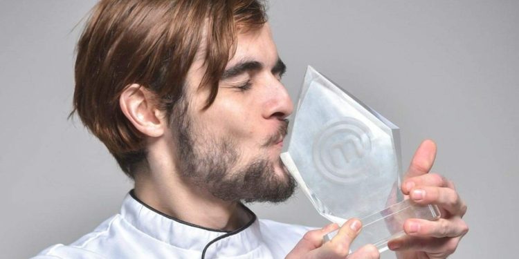 მირიან სულაკაური: ყველაფერი მიზიდავს, რაც ხელოვნებასთან არის დაკავშირებული