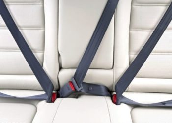 ავტომობილის უკანა სავარძელზე ღვედის გამოყენება შესაძლოა, სავალდებულო გახდეს – პარლამენტში კანონპროექტი დაინიცირდა