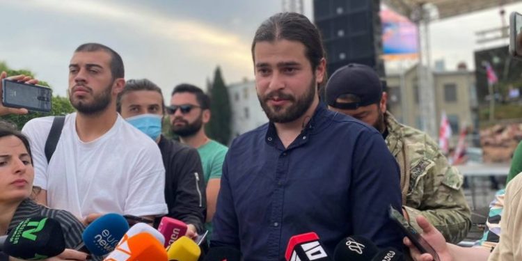 ვარლამ გოლეთიანი და ნამახვანჰესის მოწინააღმდეგეები პრაიდის წინააღმდეგ თბილისში მოდიან