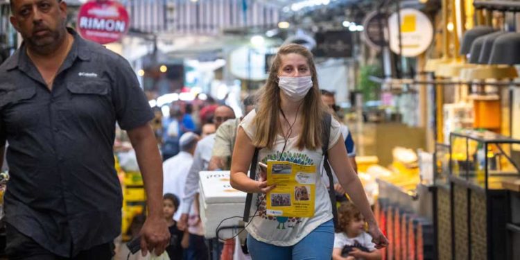 ისრაელში „კოვიდ-19“-ის დელტა ვარიანტის გავრცელების გამო, დახურულ სივრცეში პირბადის ტარება კვლავ სავალდებულო გახდება