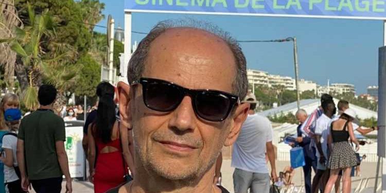 „ქაღალდი, რომელიც ადასტურებს, რომ ორჯერ ვარ აცრილი, აქ თავზე გადამახიეს“… – გოგი გვახარია კანის ფესტივალიდან