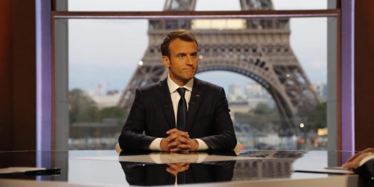 საფრანგეთში მედიკოსებისთვის კორონავირუსზე ვაქცინაცია სავალდებულო გახდება