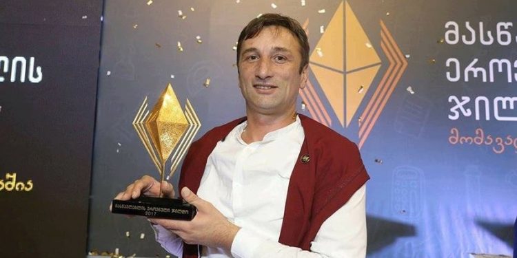 ვფიქრობ, საქართველოს პრემიერი არ ჰყავს და ახალს ველოდები – ლადო აფხაზავა