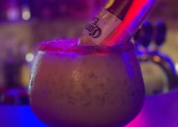 Old School Georgia – ბარ-რესტორანი, რომელიც იძლევა საშუალებას, მსურველმა ერთი კერძი სრულიად უფასოდ მიიღოს