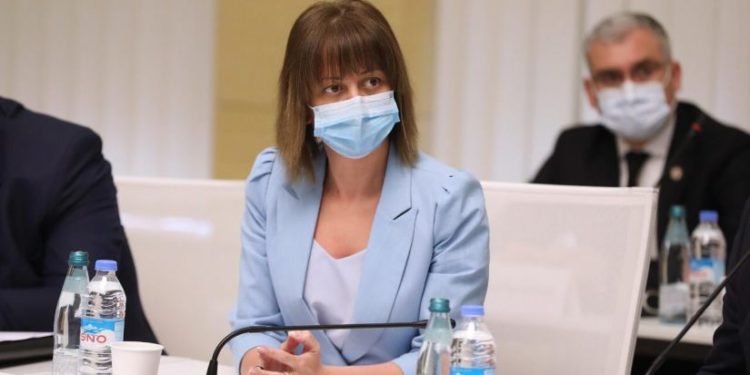 შესაძლებელია, ღია სივრცეებში პირბადის გამოყენება კვლავ სავალდებულო გახდეს – ტიკარაძე