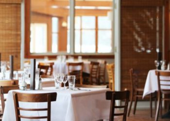 სექტემბრიდან რესტორნებში, სალონებსა და ფიტნესცენტრებში მხოლოდ აცრილები შეუშვან