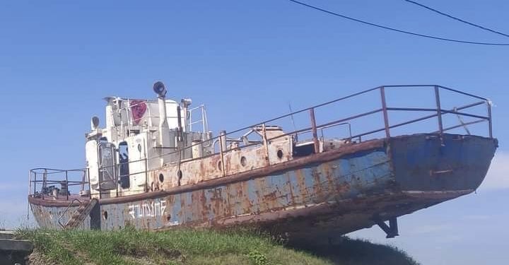 “ეს განმუხურის სანაპიროა. აქ ერთ წელიწადში გემი-ბიბლიოთეკა მოეწყობა” – გიორგი კეკელიძე