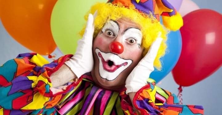 რას ნიშნავს სიტყვა „ჯამბაზი“?