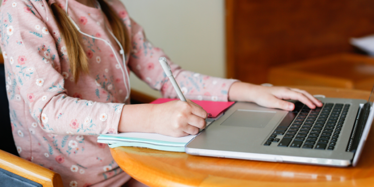 მასწავლებლები და მოსწავლეები შეღავათიანი ინტერნეტპაკეტებით წელსაც ისარგებლებენ