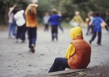 როგორ უნდა ასწავლოთ ბავშვს თავის დაცვა – 10 წესი, რომ არ დაიჩაგროს