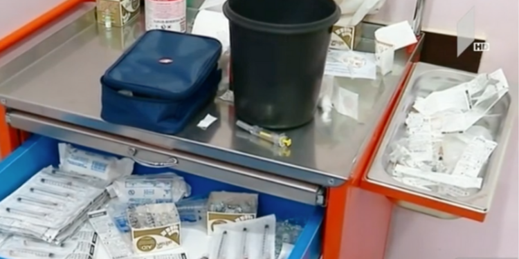 გოგელიას კლინიკაში, მოქალაქეებს გრიპის ვაქცინის ნაცვლად, სავარაუდოდ სხვა პრეპარატი გაუკეთეს