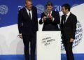 ესპანელი მწერალი ქალი, რომელმაც ჯილდოდ €1 მილიონი მიიღო, 3 კაცი აღმოჩნდა