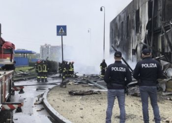 მილანში თვითმფრინავი შენობას შეეჯახა. არის მსხვერპლი