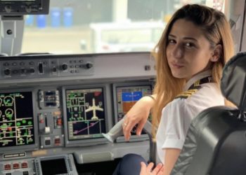 გაიცანით 29 წლის გოგო, რომელიც საქართველოს ავიაციის ისტორიაში პირველი ქალი მფრინავია