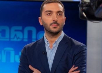 “აცრის გვერდითი მოვლენების ყველას ეშინია, მაგრამ ნახევარი საქართველო თვალდახუჭული იღებს ანალგინს, რომელიც სისხლის თეთრი უჯრედების შემცირებას იწვევს” – ბიძინა კულუმბეგოვი