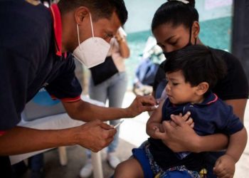 ვენესუელაში, ორ წელზე უფროსი ასაკის ბავშვების ვაქცინაცია იწყება