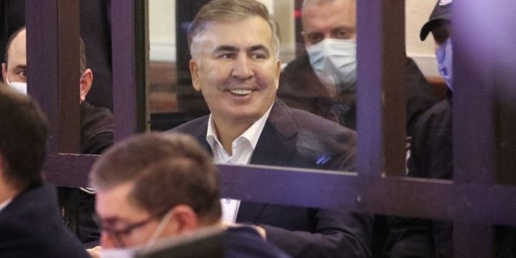 გადავიდა კვების გაფართოებულ რაციონზე — ექიმი სააკაშვილზე