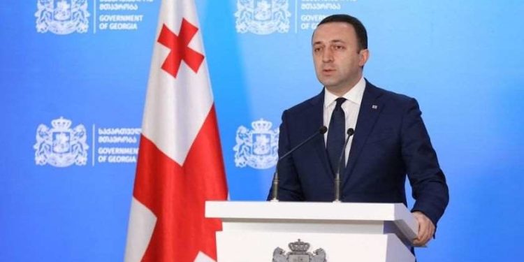 2022 წელს საჯარო მოხელეების ხელფასი 10%-ით გაიზრდება