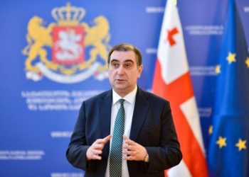 “ბავშვი ზოგჯერ ერთი დღის გამო ერთ წელს კარგავს… შეგვიძლია ეტაპობრივად გადავწიოთ ეს ზღვარი” – განათლების მინისტრის პასუხი მომავალი პირველკლასელების მშობლებს