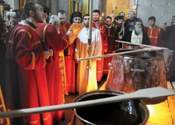 როდის მიიღო მირონის კურთხევის უფლება ქართულმა ეკლესიამ