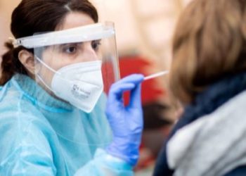 “ომიკრონით” ინფიცირება ყველაზე ხშირად სწორედ ასე იწყება”- ექიმები მთავარ სიმპტომს ასახელებენ