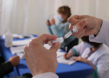 არ გადადოთ ვაქცინაცია. ორჯერ აცრის შემთხვევაში კი – ბუსტერ-დოზის მიღება – NCDC-ის რჩევები