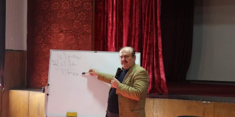 გამომძიებლობის სურვილიდან ფიზიკოსობამდე – თეიმურაზ ნადარეიშვილის პერსონა