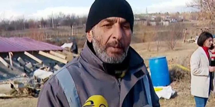 რა ქონებას ფლობს „სოციალურად დაუცველი“ მოქალაქე, რომელსაც მერიამ ორხევის დასახლებაში უკანონო ნაგებობა დაუნგრია