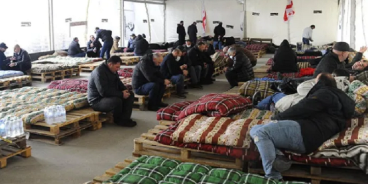 სააკაშვილის თხოვნით, ენმ-ს წევრებმა შიმშილობა შეწყვიტეს