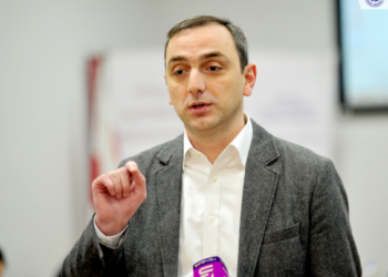 რუსეთის ეკონომიკა Apple-ზე ცოტათი დიდია ანუ რუსული “დიდება” შედარებისთვის – ქადაგიძე