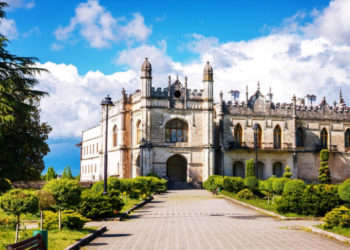 დადიანების სასახლე გაქურდეს