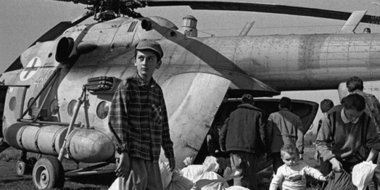 „თქვენ არ იქნებით მარტო“ – როგორ გამოჰყავდათ უკრაინელებს დევნილები აფხაზეთის ომის ბოლო დღეებში