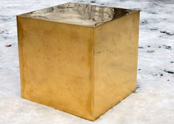 ნიუ-იორკის ცენტრალურ პარკში $11.7 მილიონის ღირებულების ოქროს კუბი დადგეს