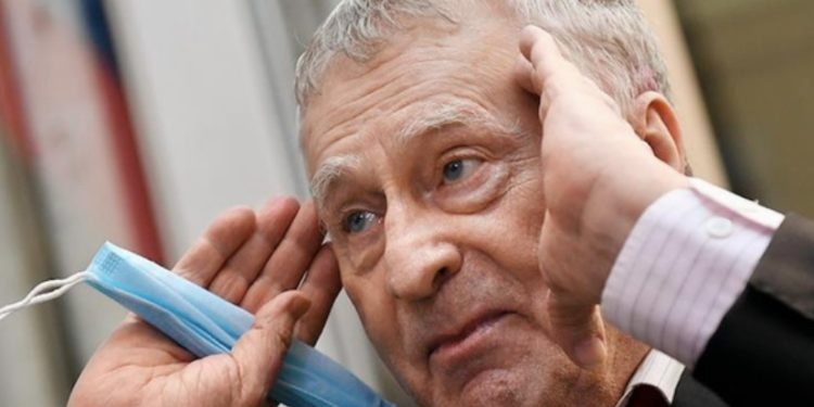 ჟირინოვსკი კომიდან გამოვიდა, ის გონზეა –  რუსული მედია 