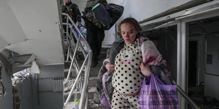 მარიუპოლოში საავაადმყოფოების დაბომბვის შედეგად 3 ადამიანი დაიღუპა 