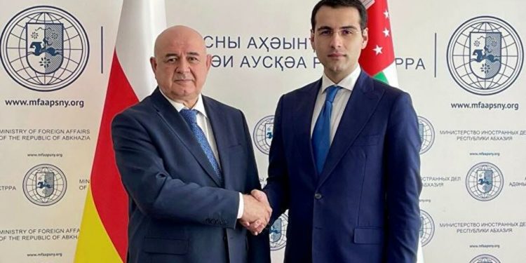 ოკუპირებული აფხაზეთი და ცხინვალი საქართველოს ხელისუფლებას მოუწოდებენ, „აღიაროს მათი დამოუკიდებლობა და სუვერენიტეტი“  