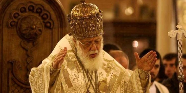 დღეს , 12:00-ზე, სადაც არ უნდა იმყოფებოდეთ –  ყველამ ერთად შევავედროთ უფალს უკრაინა და მთელი მსოფლიო