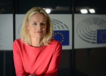 პუტინი უკვე დამარცხდა, მან თავისი ქვეყანა გარიყულ სახელმწიფოდ აქცია, მისი იმპერიული ამბიციები სამუდამოდ დაიმარხება უკრაინაში – ვიოლა ფონ კრამონი 