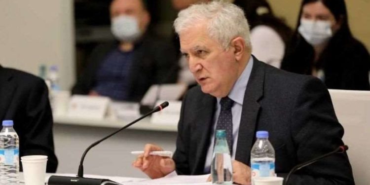 მთელ რიგ ქვეყნებში ისევ „აწია კუდი“ პანდემიამ, ამიტომ მთავარი მოწოდება ისევ რჩება აცრები