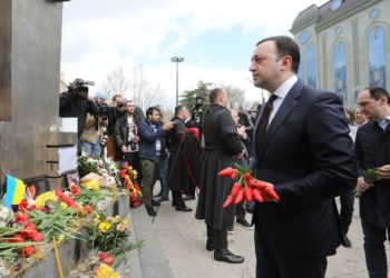 პრემიერ-მინისტრმა 9 აპრილს დაღუპულთახსოვნას პატივი მიაგო 