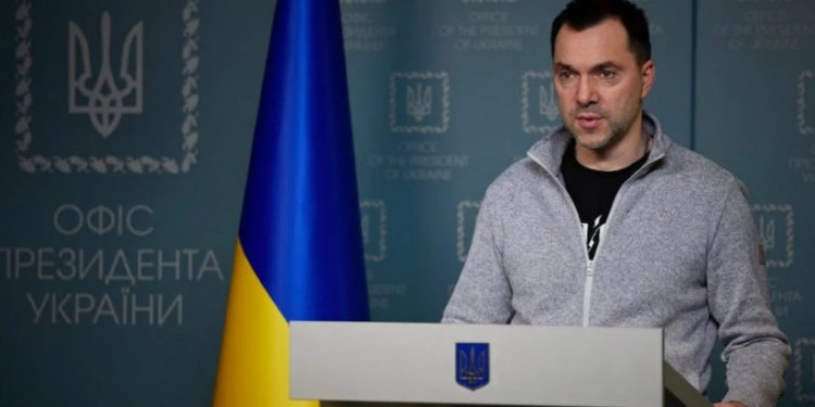 საქართველოს მთავრობას აქვს ისტორიული შესაძლებლობა, დაიკავოს აფხაზეთი და სამხრეთ ოსეთი – ალექსეი არესტოვიჩი