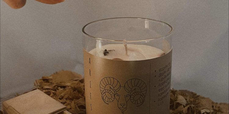 “ბრიკოლაჟი” – ზოდიაქოს ნიშნის სურნელოვანი სანთლები