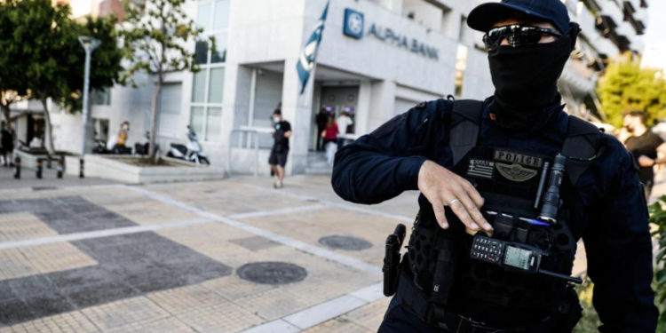 ათენში რუსეთის მხარდამჭერ ავტოკოლონას ორი ქართველი ჯოხებით დაესხა თავს – საბერძნეთის პოლიციამ მათ მძიმე ბრალდებები წარუდგინა